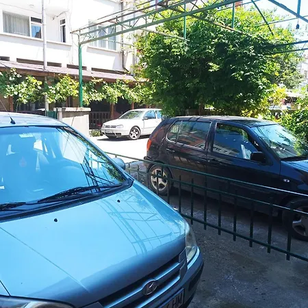 Aparthotel Summer House Tiara Primorsko