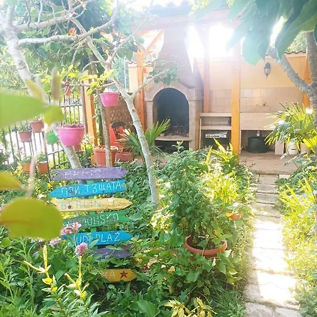 Aparthotel Summer House Tiara