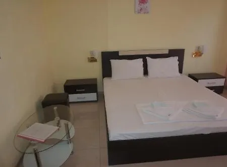 Summer House Tiara Aparthotel Primorsko
